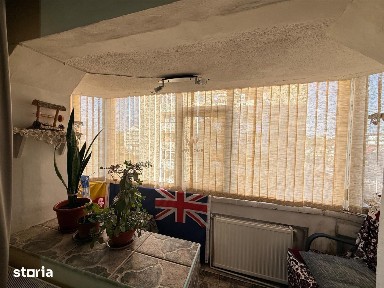 Apartament 2 camere - etaj 3, lift, bucatarie separata - Turnisor