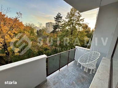 Apartament 3 camere decomandate | Balcon | Parcare | zona Iulius Mall