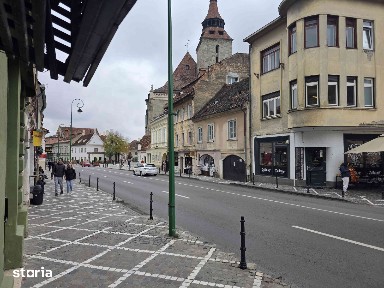 Apartament 3 camere, 3 bai, piața sfatului Brasov