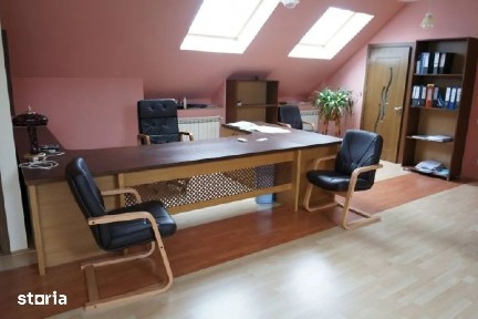 PROPRIETAR | Clădire / Vilă 550 mp - Ideal Sediu Firmă, Clinică, Salon