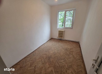 Apartament 3 camere Alexandru cel Bun, 50 metri, etaj 2 Cod:163276