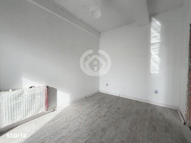 Garsoniera decomandata 28 mp + balcon 5 mp, Șelimbar, parcare inclusa