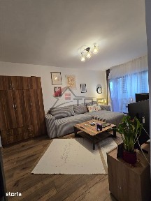 Dacia - Scoala Alexandru Vlahuta, 2 camere model cu geam la baie, eta