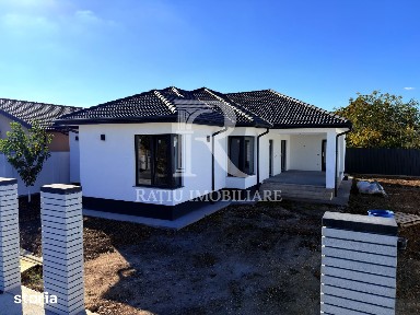 Casă 4 camere | Terasă | Curte | Sântandrei