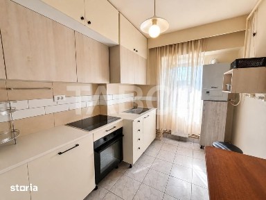 Apartament cu 3 camere si garaj de vanzare in cartierul Manastur