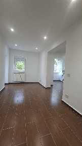 Proprietar închiriez apartament cu 3 camere Răcădău