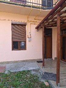 Vand apartament una cameră, direct proprietar, fara comision, situat in Arad, ultracentral, parter, pret redus 49900 euro negociabil
