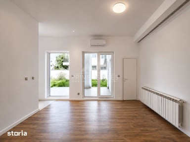 Vila tip duplex complet renovata 2026, Sidney Residence Tunari