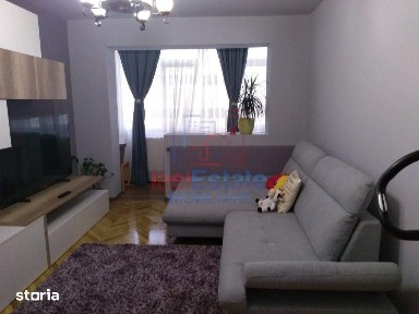 Zona Mircea cel Batran Apartament 3 camere etaj intermediar