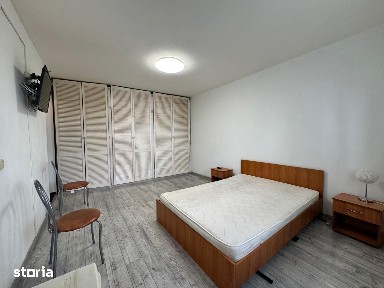 Garsoniera spatioasa situata la parter inalt in Vasile Aaron zona OMV