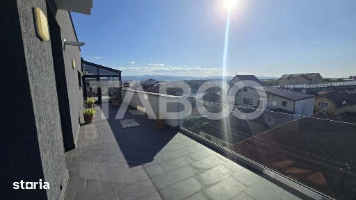 Penthouse de inchiriat 3 camere 2 bai si terasa de 107mp in Piata Cluj