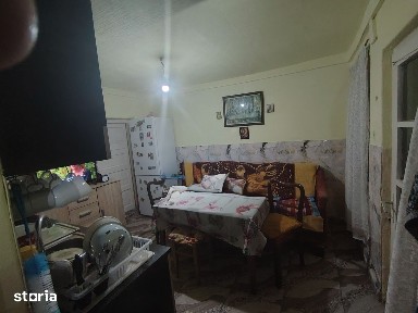 Casa la ieșire din Zădăreni cu teren mare, zona liniștită, cartier nou