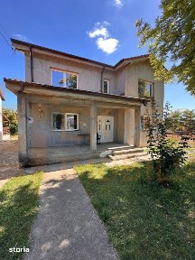 Casa P+1 cu 6 camere de vanzare in Mihail Kogalniceanu - teren 500 m