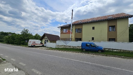 Casă / Vilă cu 900 teren intravilan, Salcea, Suceava