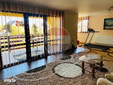 Casa de vanzare in Mitocul Dragomirnei - 2 km de Manastirea Dragomirna