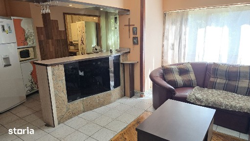 Vand apartament 4 camere Deva, Decebal (Cuza Voda, Catedrala), et. 2