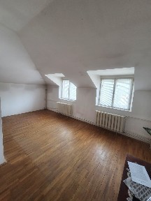 Apartament 2 camere de vânzare în Nehoiu