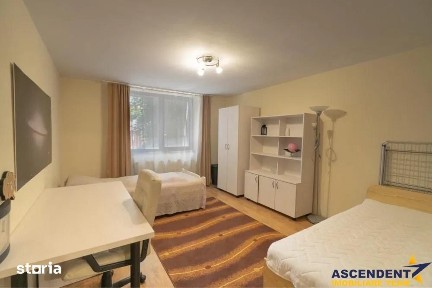 Apartament cu 3 camere, zona 7 Noiembrie