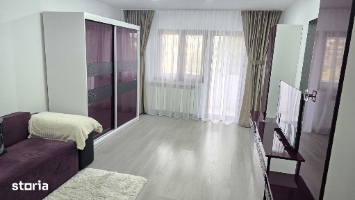 Inchiriez apartament 2 camere decomandat, Deva, 22 Dec. (BT), et. 1