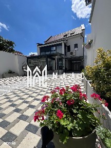 vila pe strada Carpatilor