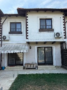 Casă în Giroc - 99 mp utili, 3 dormitoare, curte proprie + 2 parcări