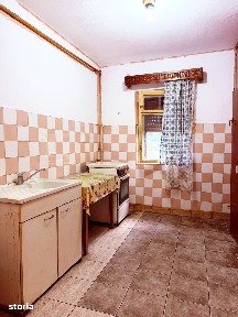 Apartament 3 camere, decomandat, parter - zona Podgoria