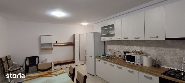 De închiriat: Apartament modern cu 2 camere + Loc de parcare