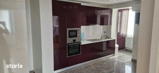 Apartament 3 camere decomandat, 70 mp, zona Center