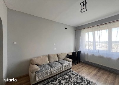 Apartament de vanzare - zona Gruia