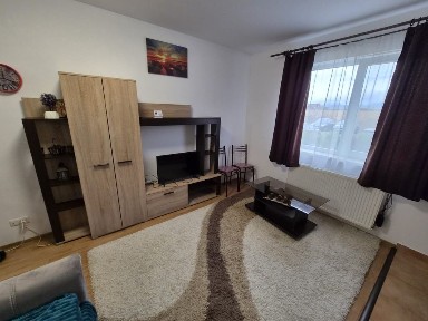 Ofer spre inchiriere garsoniera in Subcetate Green Residence la 2 minute de centura Brașov cu loc de parcare inclus