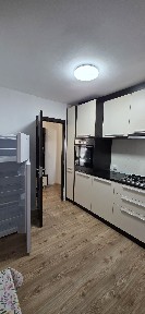 Închiriez 2 camera Cug