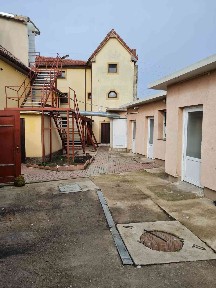 Hunedoara, Batiz