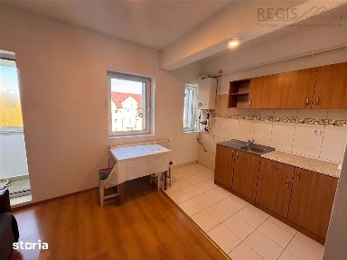 Apartament 3 camere, scara interioara-zona Garii