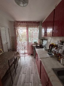 Merita! Apartament cu 3 camere decomandate,2 balcoane,etaj 2/4,Mazepa (zona Potcoava de aur).