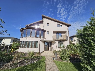 Casa Exceptionala Otopeni - 7 Camere- 235 mp utili - 1057 mp teren