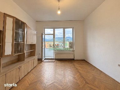 Apartament 2 camere decomandat, parcare, Tractorul