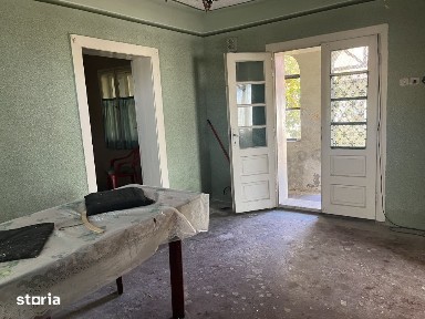 COMISION 0 % Paru - Lugoj, Casa cu 8 camere, teren 1150 mp