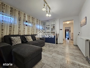 Casă cu renovare aproape finalizată și teren propriu în Viișoara