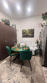 DE VÂNZARE - APARTAMENT CU 2 CAMERE, ZONA BOUL ROȘU