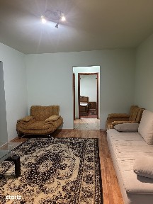 Campina - ap. 2 cam mobilat - 300 Euro/Luna