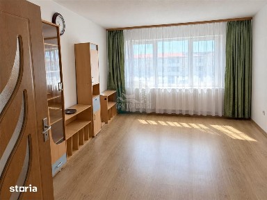 Apartament 3 camere si balcon de 13 mp B-dul Mihai Viteazul