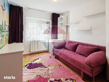 Apartament spațios cu 3 camere de închiriat, zona Rogerius
