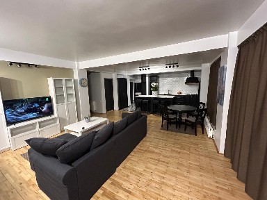 Proprietar vând apartament cu 3 camere