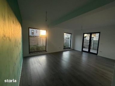Comision 0%Duplex 5 camere 124 mp utili, despartit prin carport, Chiso