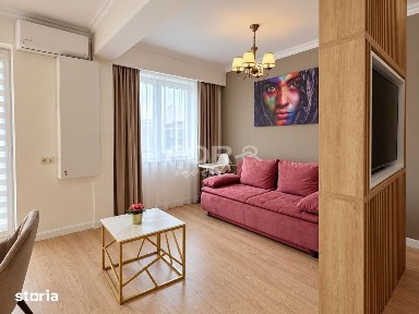 Apartament modern ultracentral, cu parcare, de inchiriat Oradea