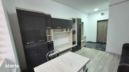 Garsoniera renovata mobilata si utilata Onesti.