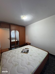 Apartament cu 3 camere de închiriat în zona CENTRALĂ - spațiu generos!