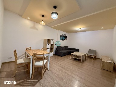 Apartament de inchiriat cu 2 camere si curte de 80 mp in Unirii