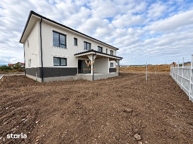 Casa tip duplex de vanzare in Sura Mica - 4 camere - 115 mp utili - te