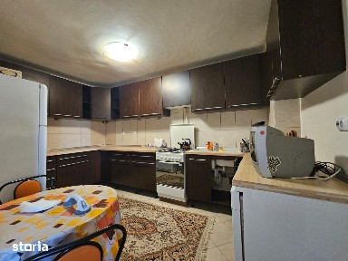 Apartament 4 camere, decomandat, Bulevardul Decebal